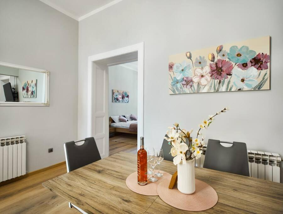 City Twenty 2Bdr Apartment By Irundo Zagreb Exterior photo